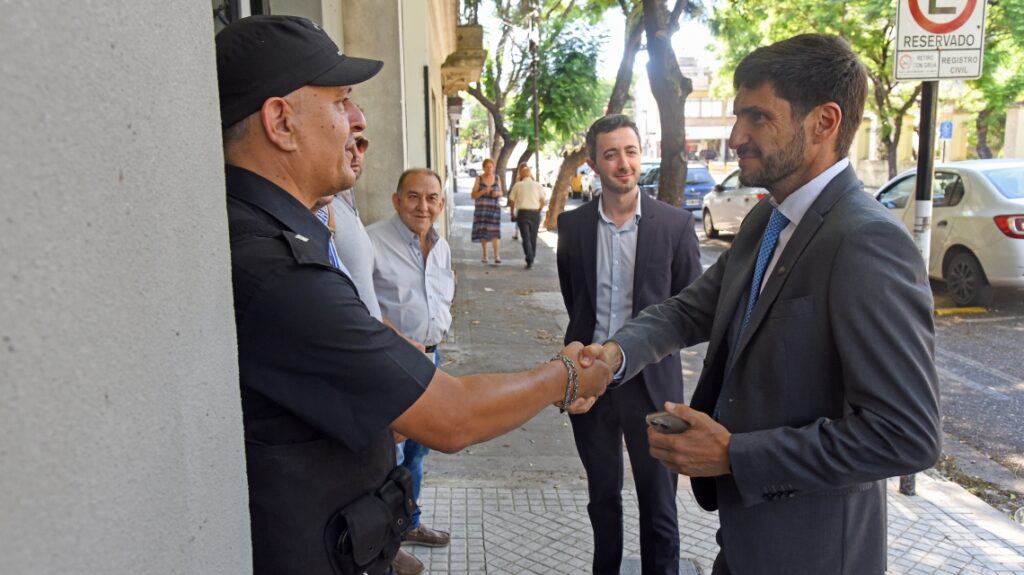 Pullaro: “Vamos a seguir adelante contra los delincuentes; no nos van a amedrentar”