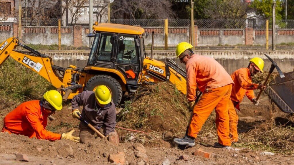 Obra Pública: en su primer mes, la gestión Pullaro saldó deudas por más de $ 11 mil millones