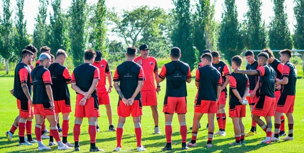 Colón cayó ante la reserva de Newells en el segundo amistoso