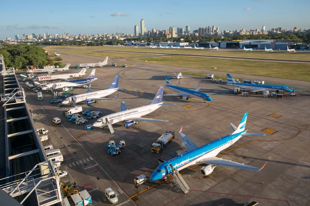 Paro Nacional: Aerolíneas canceló 267 vuelos y reprogramó otros 26