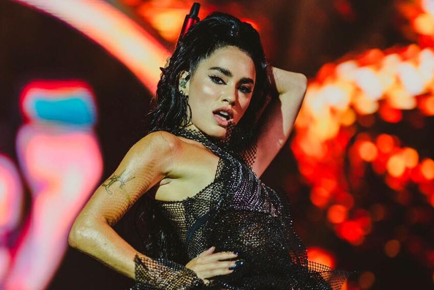 Lali brilló en Cosquín Rock, defendió la cultura y apuntó contra los “antipatria”