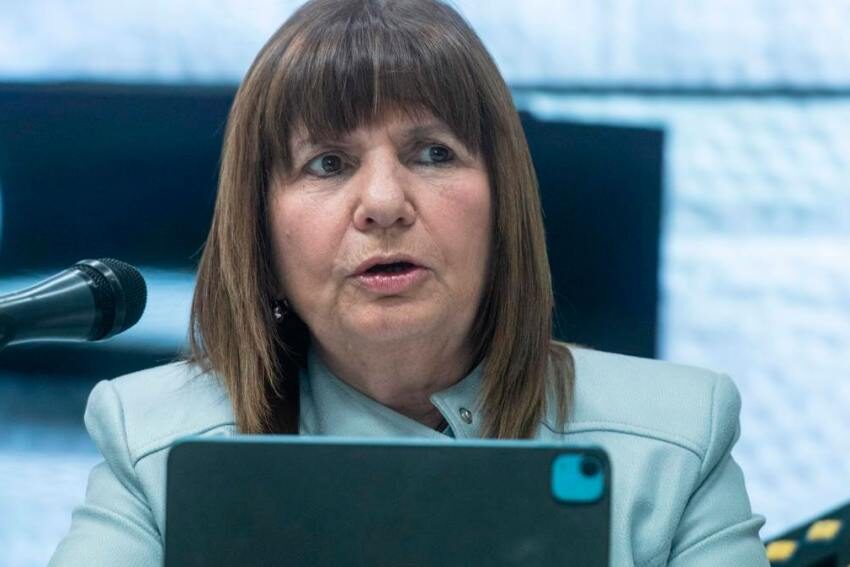 Bullrich habló de un “nuevo rediseño político” que incluiría una alianza entre el PRO y LLA