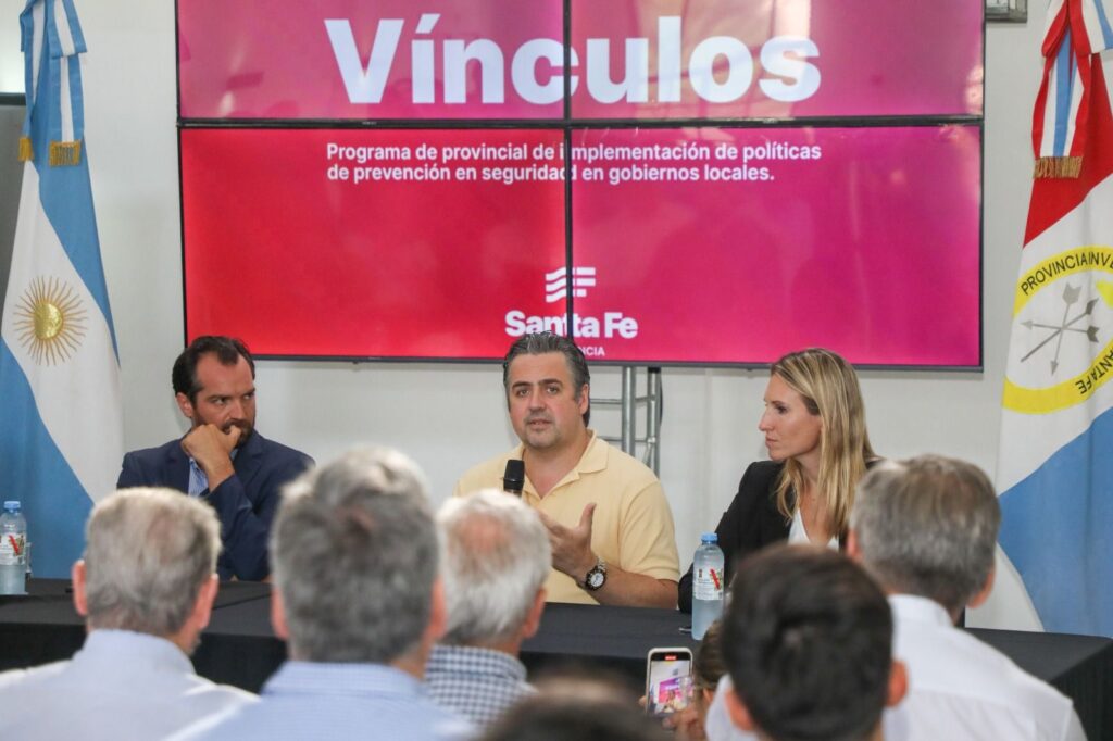 Provincia puso en marcha en Santo Tomé el programa de seguridad “Vínculos”