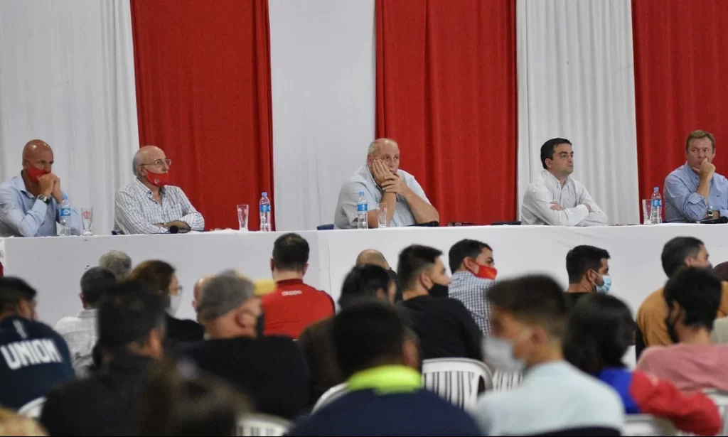 Unión pospone su Asamblea por “errores técnicos” en el Balance