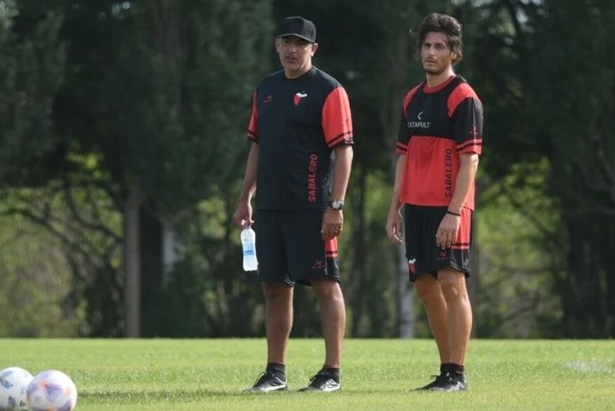 Colón recibe a Almirante Brown con el objetivo de volver a la victoria para encaminar la vuelta