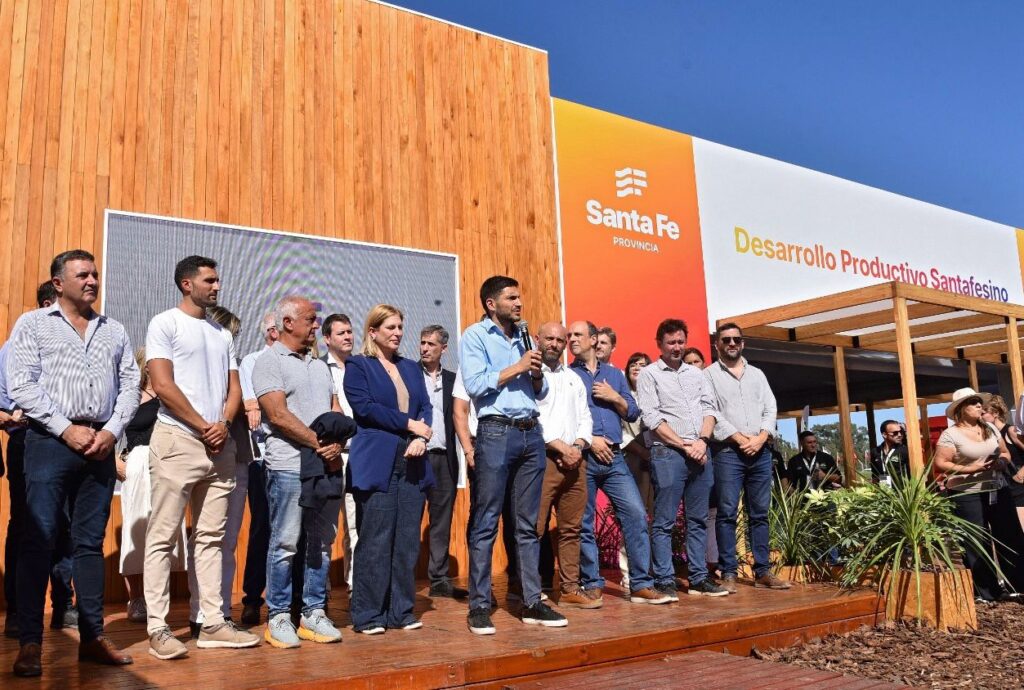 Santa Fe presentó en Expoagro las líneas de financiamiento para activar la producción