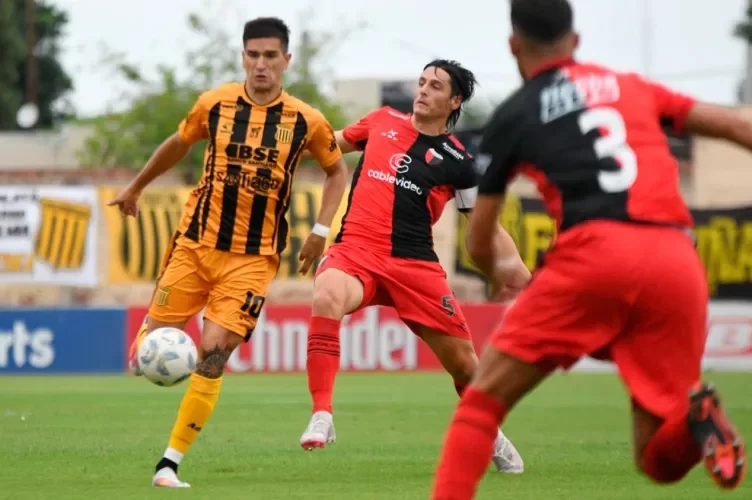 Colón no pudo ser dominador del juego y se lo empataron sobre el final