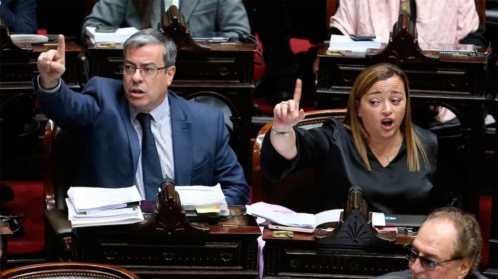 Del “denle un Rivotril” a “basta de ñoquis”: los cruces más tensos en el debate de la Ley Bases en Diputados