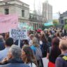 Multitudinaria marcha en Santa Fe a favor de las universidades públicas