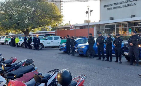 Cuidacoches: operativo municipal para prohibir la actividad