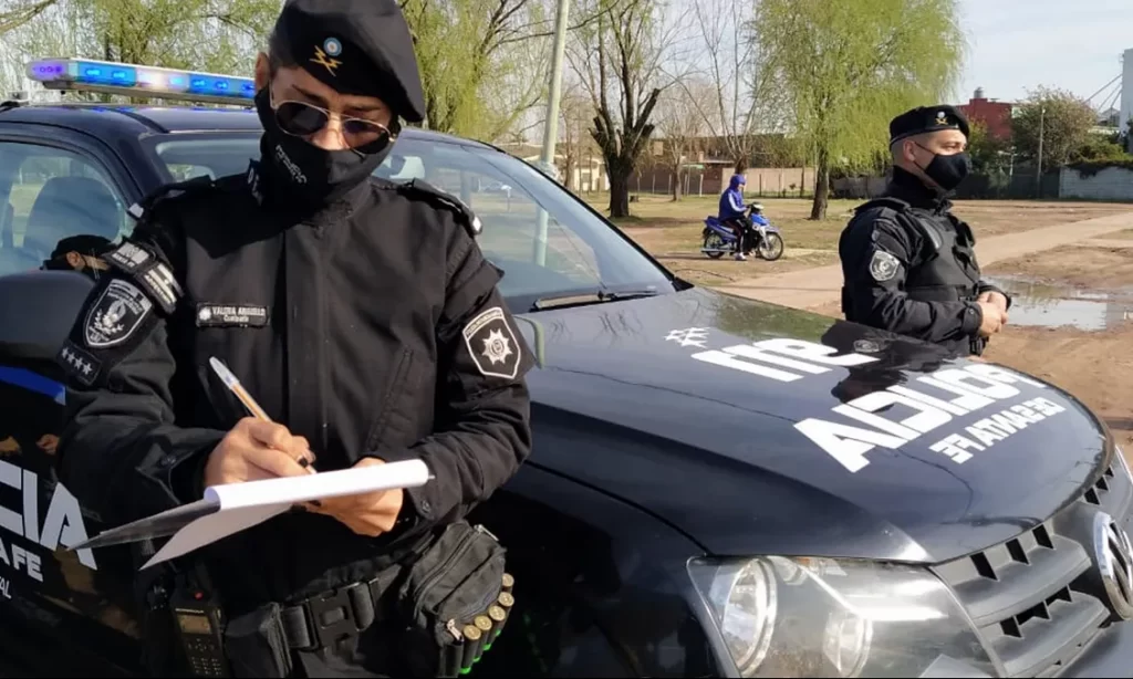 Aumento del 6% para policías y agentes penitenciarios de la provincia desde abril