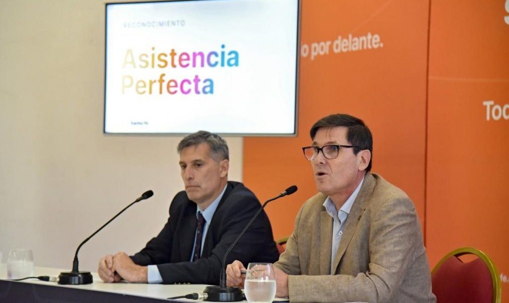 El gobierno provincial oficializó el beneficio “Asistencia Perfecta” para docentes