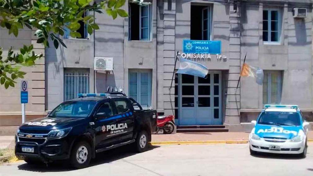 Escándalo en Esperanza: pasan a disponibilidad a una policía que tuvo relaciones sexuales con un preso