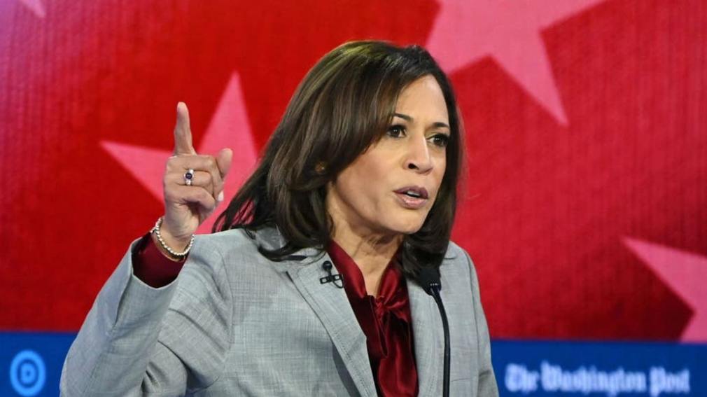 Kamala Harris en modo campaña: pidió justicia por la muerte de una mujer afroamericana a manos de la policía