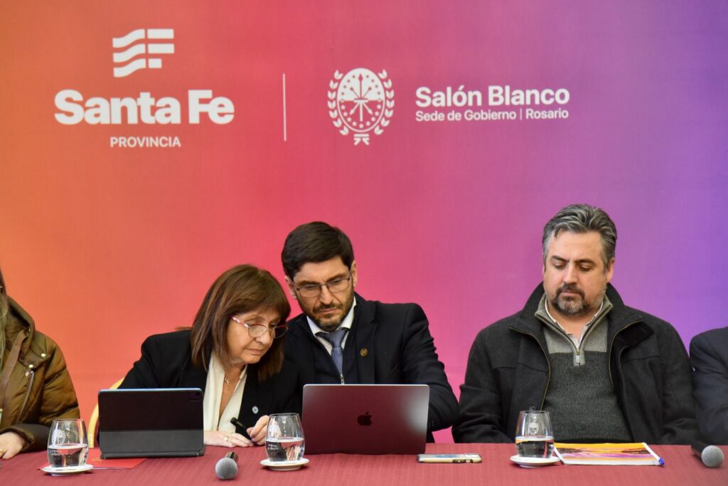 Pullaro y Bullrich presentaron los resultados del Plan Bandera