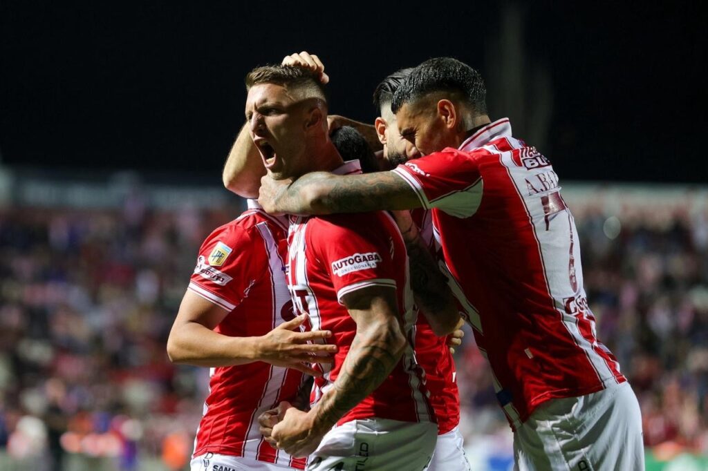 Unión hizo un gran partido y se quedó con tres puntos importantes