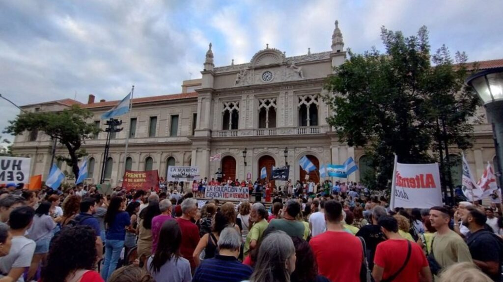 Se viene una nueva marcha en defensa de las universidades