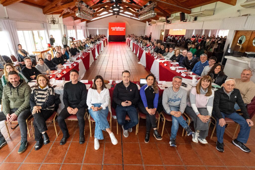 Socialismo impulsa reforma constitucional “que ponga el poder en manos de la gente”