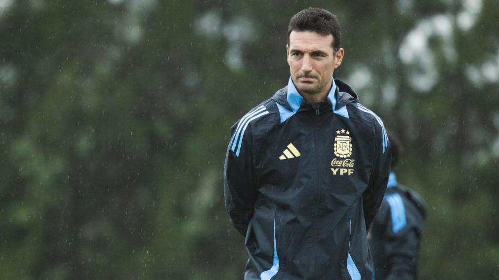 Con algunos regresos y otras bajas, Scaloni dio la lista de la Selección Argentina