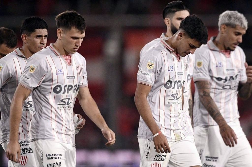 Un desdibujado Unión fue goleado en Avellaneda