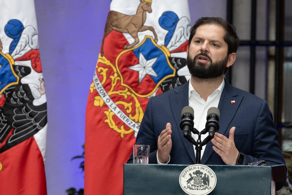 El presidente chileno Gabriel Boric fue denunciado por acoso sexual