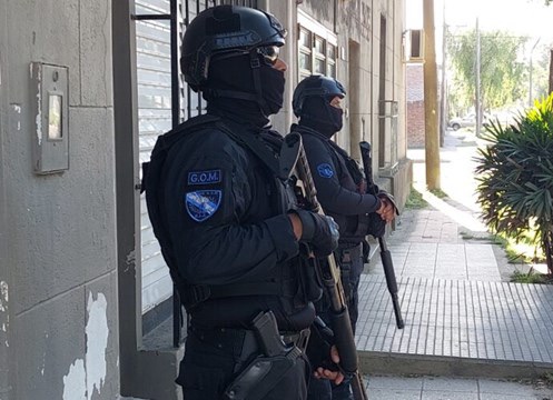 La policía de Entre Ríos realizó allanamientos en Recreo por narcotráfico