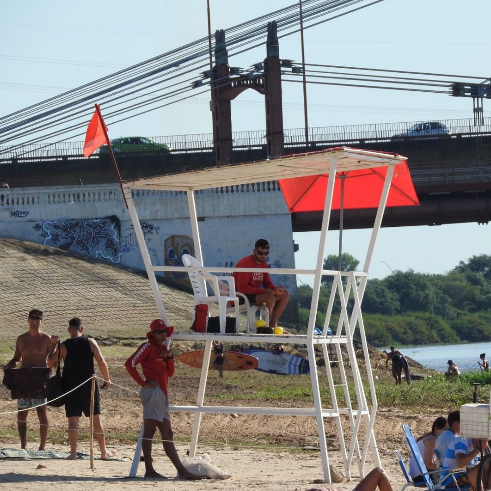 Colocaron bandera roja en las playas por la presencia de palometas