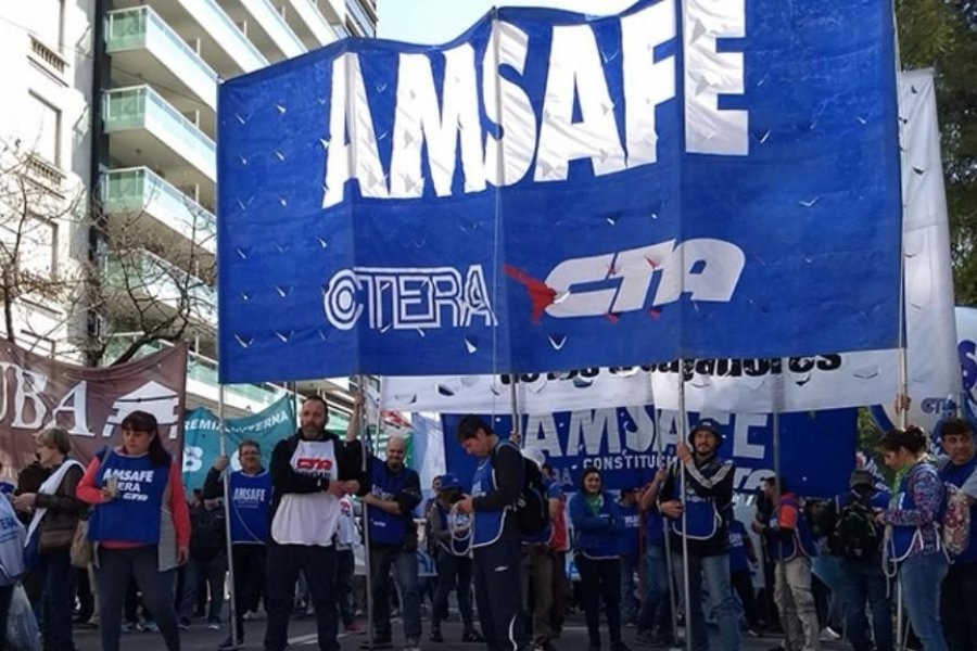 Amsafe rechazó la propuesta salarial y habrá paro de docentes el lunes