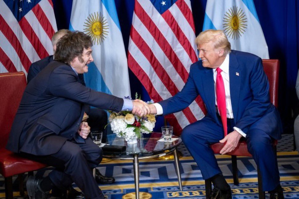 Donald Trump aseguró que está abierto a firmar un acuerdo de libre comercio con Argentina